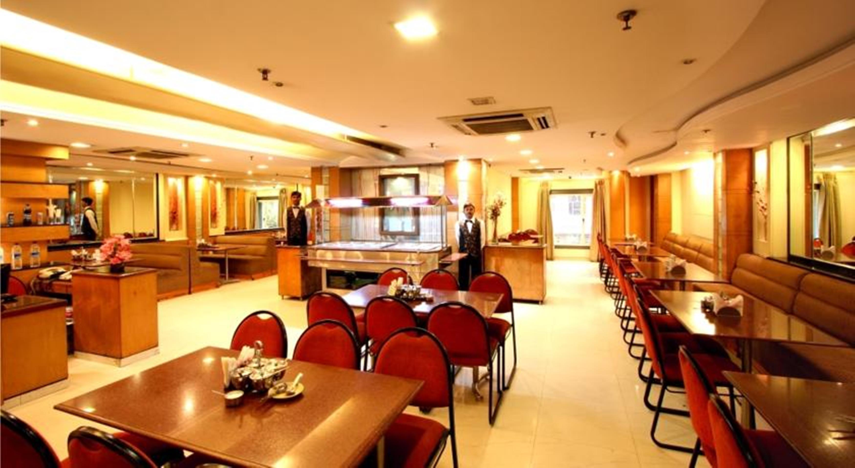 Hotel Southern Delhi  Room photo
