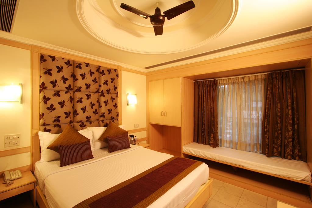 Hotel Southern Delhi  Exterior photo